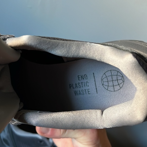 Adidas ZX22 Boost - Picture 4 of 6